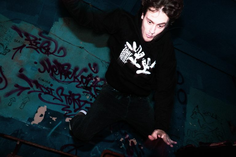 Zepelin "fear" hoodie promotivna fotografija